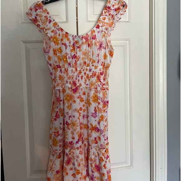 Fun Summery dress with Orange and Pink floral design! - Picture 2 of 3